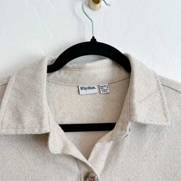 Rhythm | Oyster Knit Oversized Relaxed Fit Shacket Top in Cream‎ Size Small - Picture 7 of 10